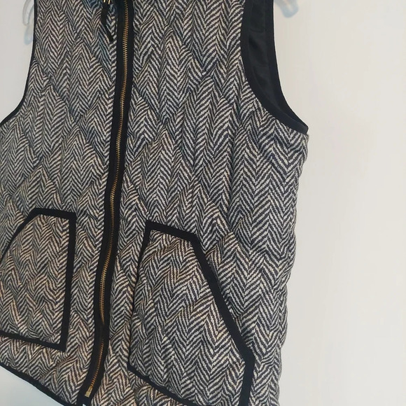 J.Crew Herringbone quilted puffer vest fullzip Size Small Classic Preppy Office - Picture 5 of 8